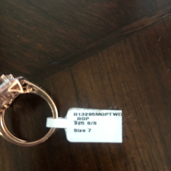 Pink Morganite & Diamonds Rose Gold plated Ring - Picture 4 of 16